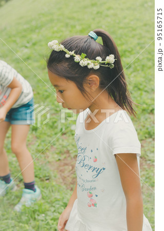 8 years old 95165715