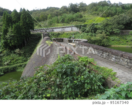 旧美歎水源地水道施設 95167340