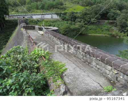 旧美歎水源地水道施設 95167341