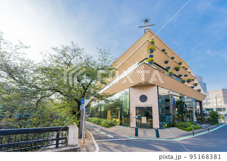 中目黒のスターバックスリザーブロースタリー東京の外観 95168381