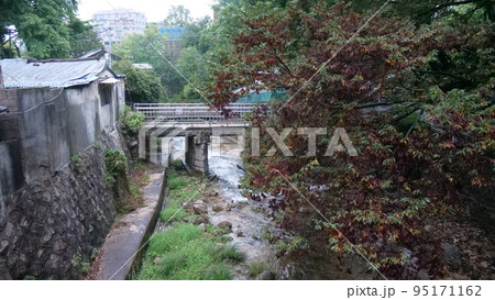近所 貞陵 河川 95171162