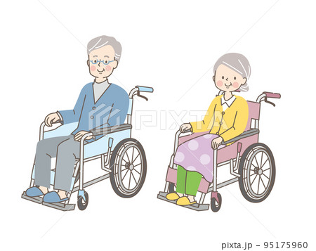 車椅子の男女のシニア達 笑顔 車椅子の男女のシニア達 笑顔 95175960