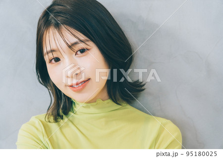 ヘアスタイル くびれミディ ヘアスタイル くびれミディ 95180025