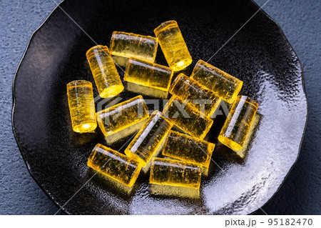 べっこう飴 95182470