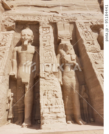 Abu Simbel, the Great Temple of Ramesses II, Egypt Abu Simbel, the Great Temple of Ramesses II, Egypt 95184441