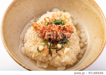 焼きおにぎり　明太子茶漬け 95186690