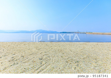 初秋のガラスの砂浜　長崎県大村市 95187341