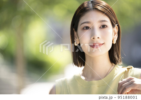アラサーの女性 ポートレート アラサーの女性 ポートレート 95188001
