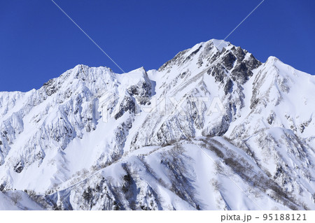 雪の五竜岳 雪山登山 雪の五竜岳 雪山登山 95188121