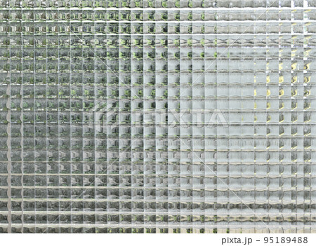 スモークガラス。中が見えないようにする素材。 95189488