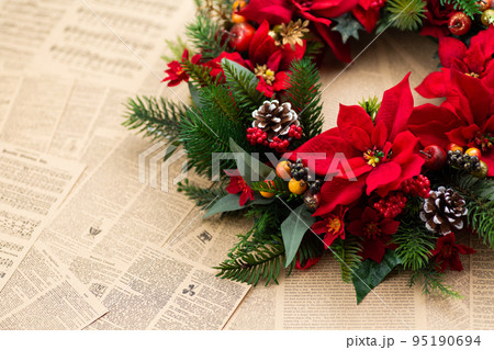 クリスマスリース 95190694