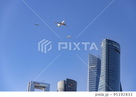 Airplane. Hunt. Hunts. Military vehicle. Spanish Air Force on the day of the National Holiday of October 12 flying over the streets of the city of Madrid. MADRID, SPAIN - OCTOBER 12, 2022. 95192833