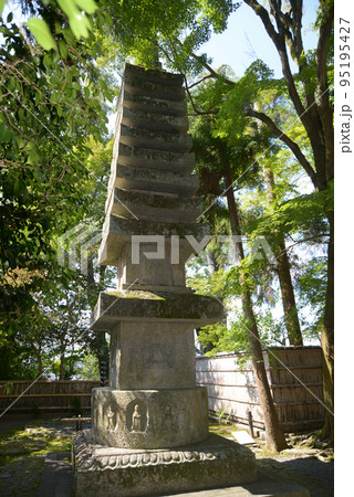 法然院 十重石塔 京都市左京区鹿ヶ谷 法然院 十重石塔 京都市左京区鹿ヶ谷 95195427