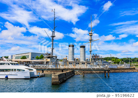 神奈川県 横須賀市にある三笠桟橋 (猿島渡船乗船場) 神奈川県 横須賀市にある三笠桟橋 (猿島渡船乗船場) 95196622