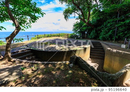 神奈川県　横須賀市　猿島　（砲台跡） 95196640
