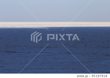 北海道 斜里 オホーツク海の流氷 北海道 斜里 オホーツク海の流氷 95197918