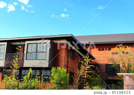 森友学園　瑞穂の國記念小學院（未開校） 95198523