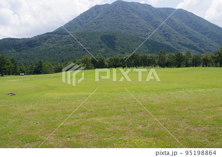 三瓶山芝生広場の景色 95198864