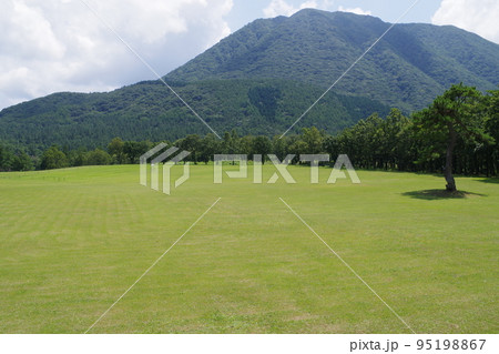 三瓶山芝生広場の景色 95198867
