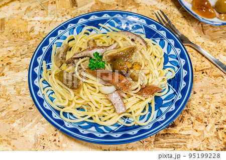 天然きのこのパスタ 天然きのこのパスタ 95199228