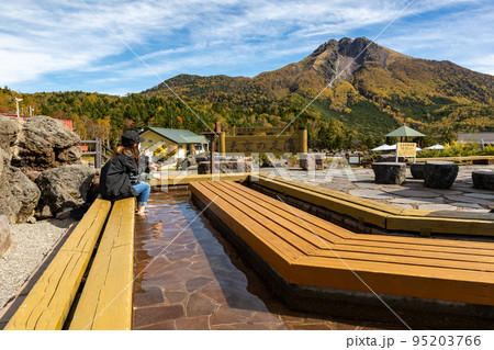 丸沼高原　天空の足湯と日光白根山 95203766
