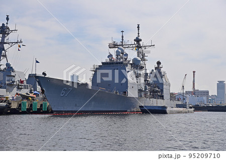 タイコンデロガ級 誘導ミサイル巡洋艦 CG-67 USS Shiloh シャイロー タイコンデロガ級 誘導ミサイル巡洋艦 CG-67 USS Shiloh シャイロー 95209710