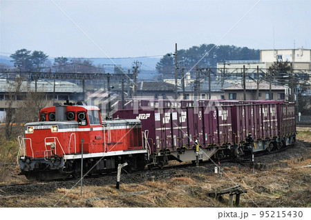 DE10-1591　石巻線貨物列車 95215430