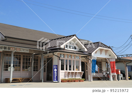 JR九州　長崎本線　肥前浜駅 95215972