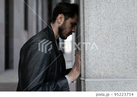 portrait of a middle-aged man with post-traumatic stress disorder portrait of a middle-aged man with post-traumatic stress disorder 95223754