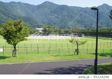 出雲浜山公園少年野球コーナーの景色 95228266