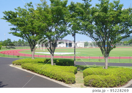 出雲浜山公園の陸上トラックの景色 95228269