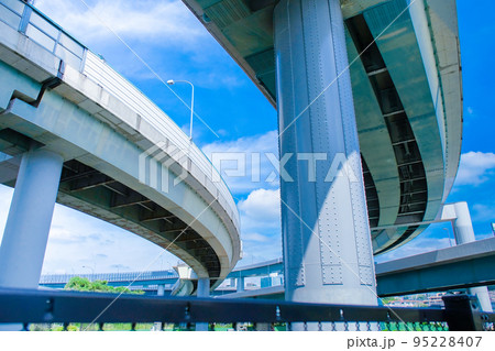 横浜青葉IC付近の高架 95228407