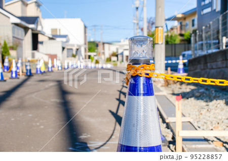 道路側溝歩道工事 95228857