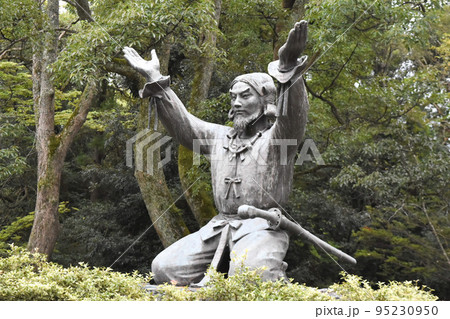 出雲大社のムスビの御神像 出雲大社のムスビの御神像 95230950