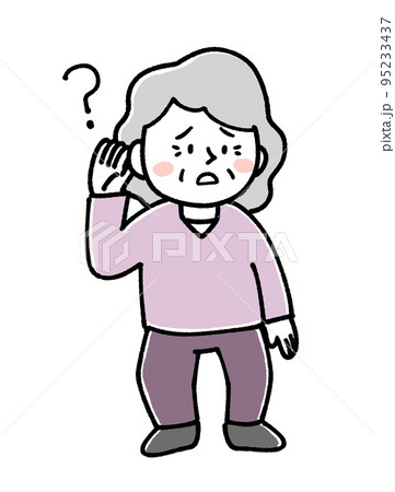 難聴で耳が聞こえづらい高齢の女性 95233437