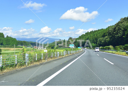 高速道路の車間距離確認表示板 高速道路の車間距離確認表示板 95235024