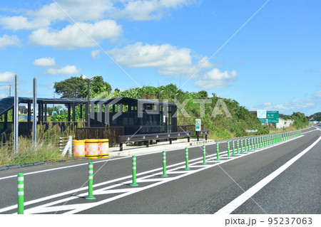高速道路バスストップ 95237063
