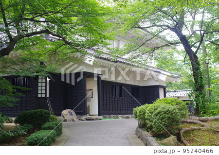 秋田千秋公園の御隅櫓の景色 95240466
