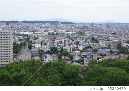 展望台から眺めた秋田市内の景色 95240470