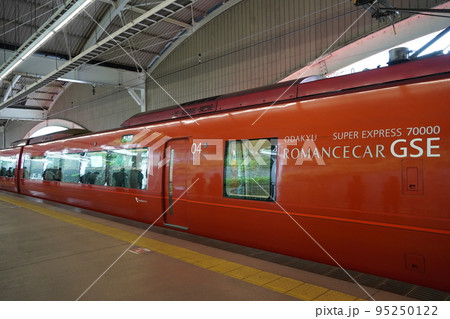 小田急線　箱根湯本駅　ロマンスカー 95250122