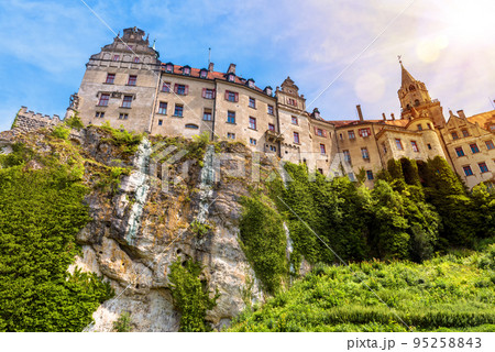Sigmaringen Castle on rock top, Schwarzwald, Germany 95258843