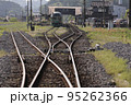 豊後森駅を出発するゆふいんの森 95262366