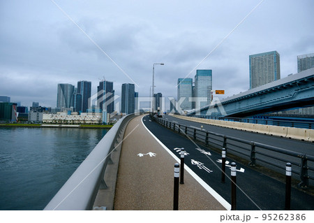 【東京】ベイエリア(臨海副都心)の風景 【東京】ベイエリア(臨海副都心)の風景 95262386