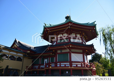 上野恩賜公園の不忍池辯天堂 95263531
