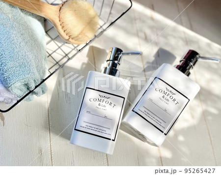 シャンプーボトル 95265427