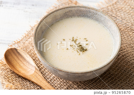 新鮮じゃがいものヴィシソワーズスープ 95265870