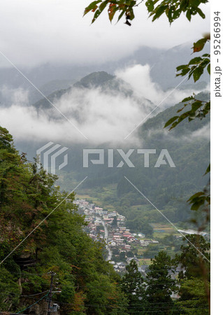 奥の細道で松尾芭蕉が詠んだ山形の山寺立石寺 奥の細道で松尾芭蕉が詠んだ山形の山寺立石寺 95266994