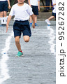 小学生のかけっこ 95267282