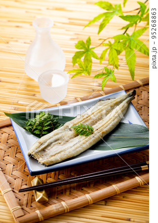 うなぎ 白焼き うなぎ 白焼き 95268863