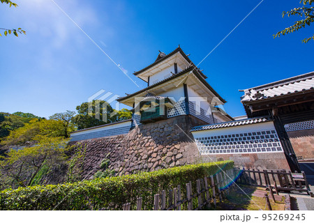 金沢城の石川門 金沢城の石川門 95269245